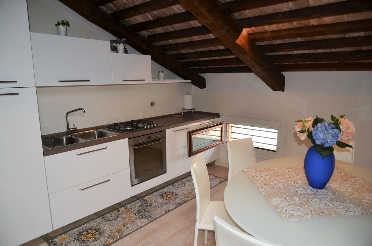 נואלה “Al Commercio” Luxury Loft מראה חיצוני תמונה